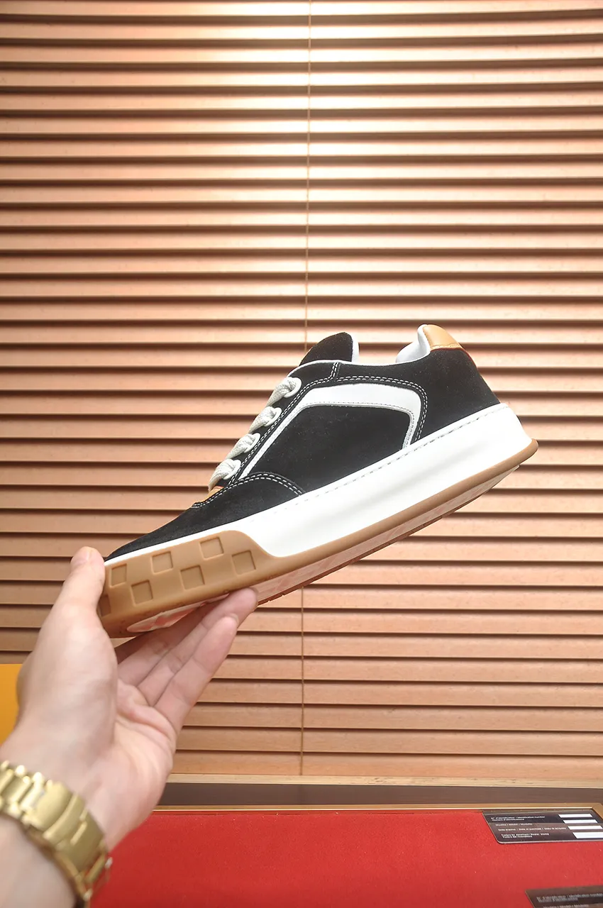 Men's shoes 💰680💶[LOUIS VUITTON] (original order) couple model 🍀LV Louis Vuitton * - top version of LV classic trendy shoes! Made of imported original cowhide, water-dyed cowhide lining, and original wear-resistant rubber outsole! High quality products! Size for women: 35-40. Men: 39-46 (45.46 customized)
